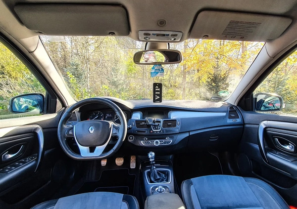 Renault Laguna cena 18900 przebieg: 300000, rok produkcji 2009 z Sępólno Krajeńskie małe 154